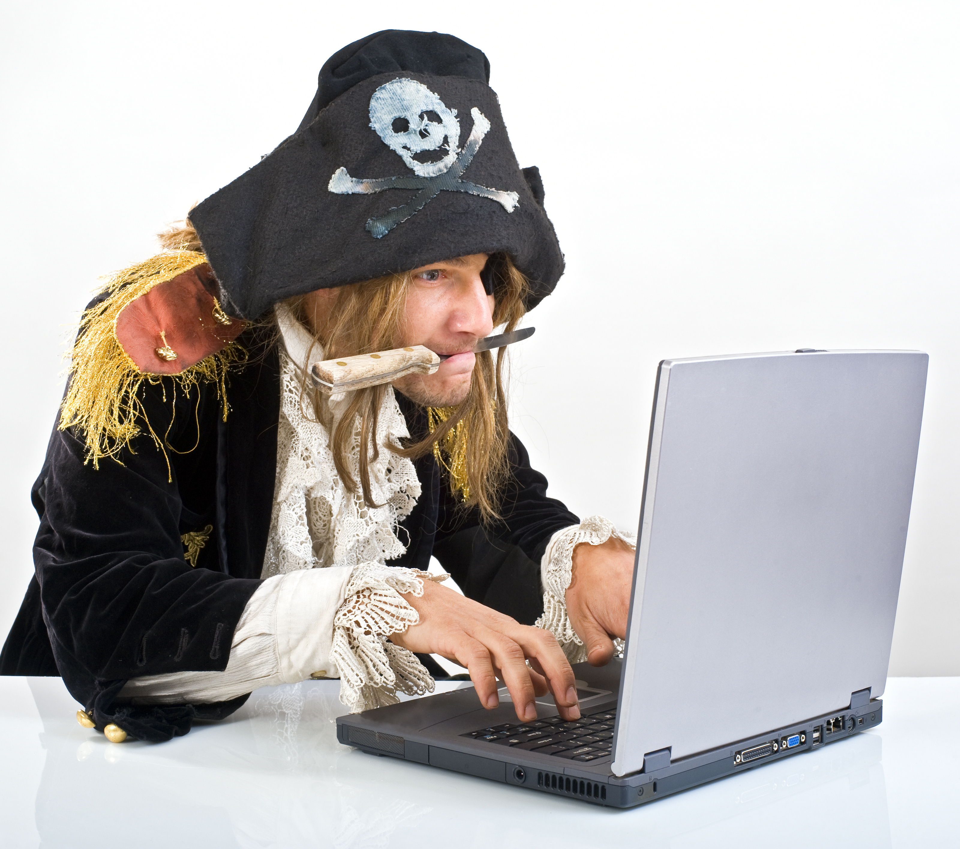 Pirate Party threatened with legal action over Pirate Bay proxy