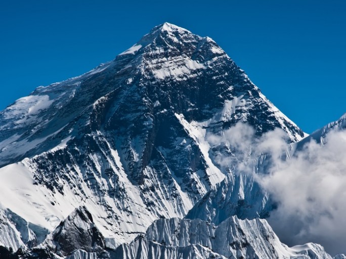 Huawei Gets 4G Up Mount Everest