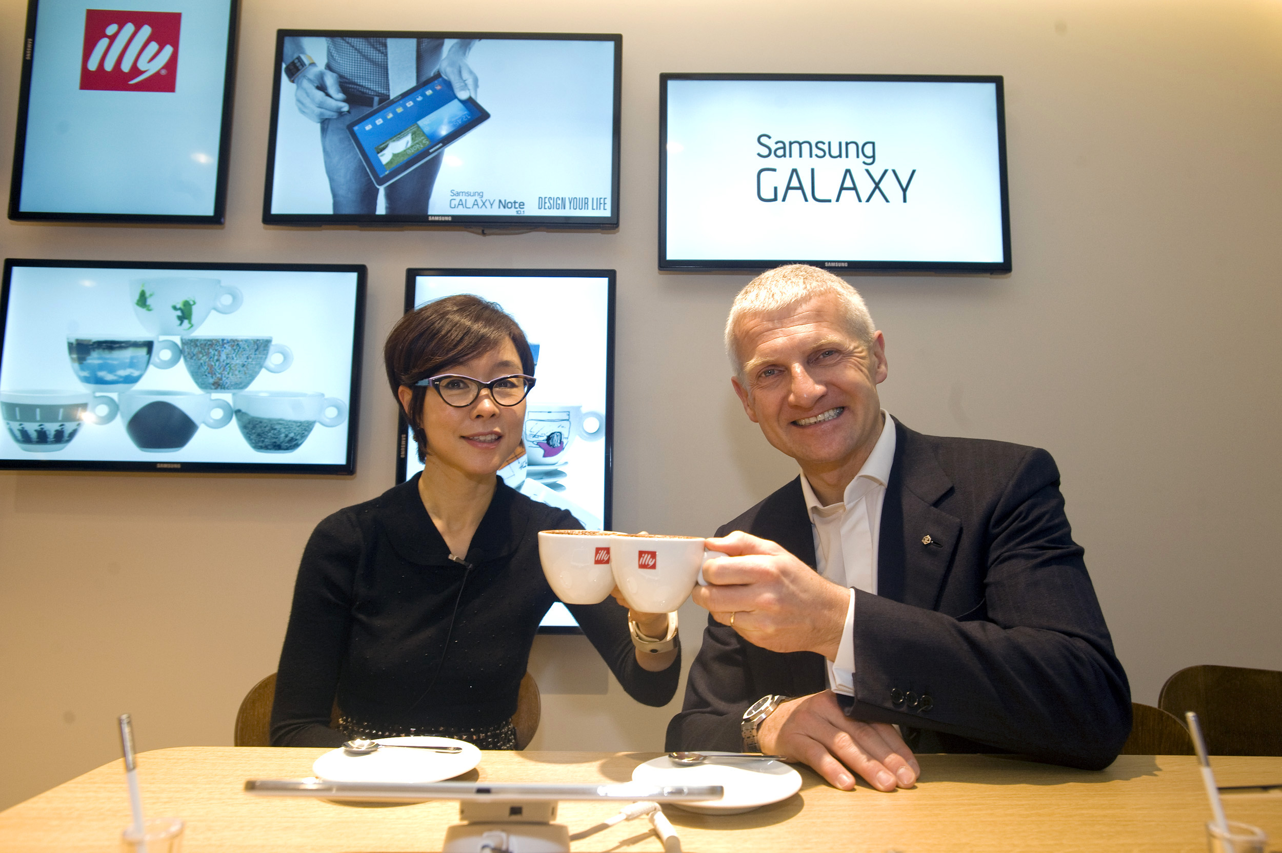 Samsung partners. Андреа илли. Moohyung Lee, Executive vice President and head of r&d Team of Digital Appliances Business at Samsung Electronics.. Cereal partners Worldwide IOS. Cereal partners Worldwide gif.