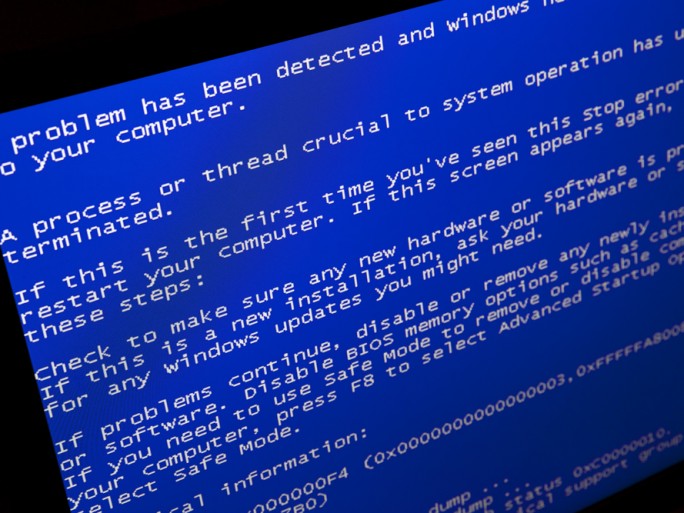 Apple iPhones Hit With ‘Blue Screen Of Death’ Bug