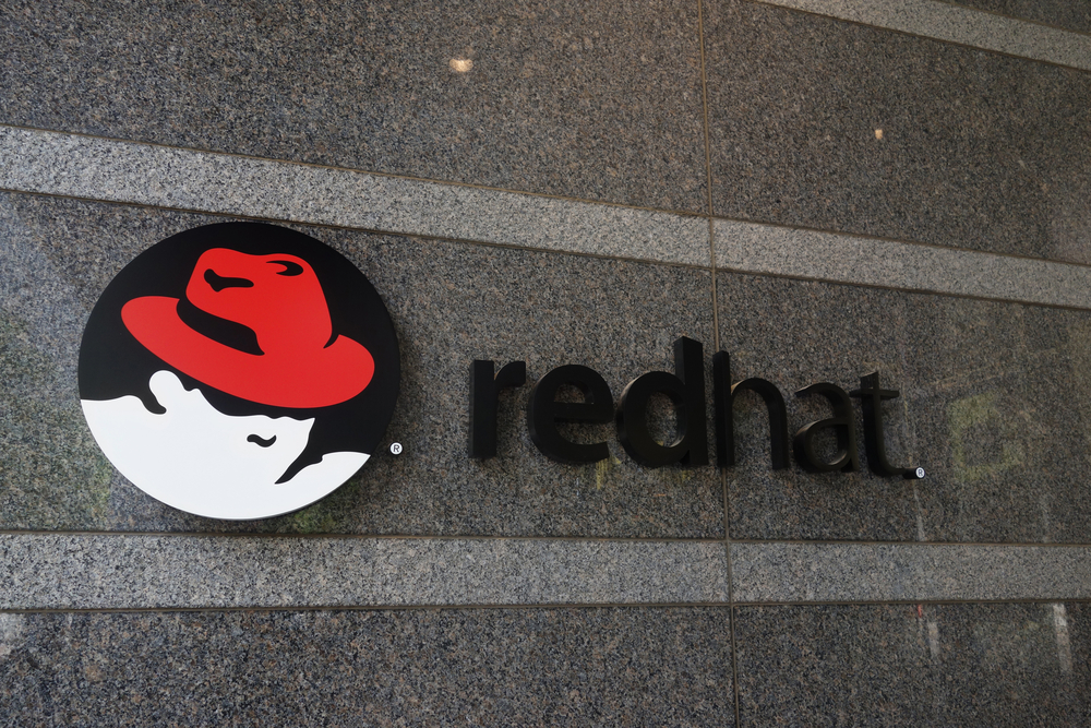 Red hat cve. Red hat. Red hat компания.