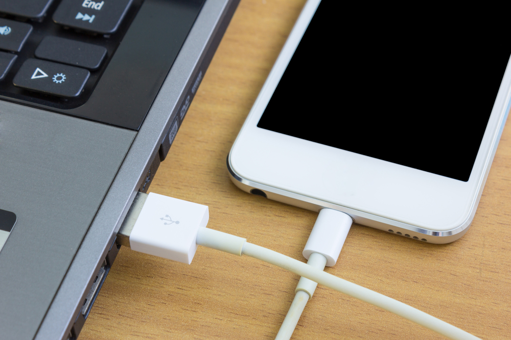 UK Mulls Common Charging Cable | Silicon UK Tech News