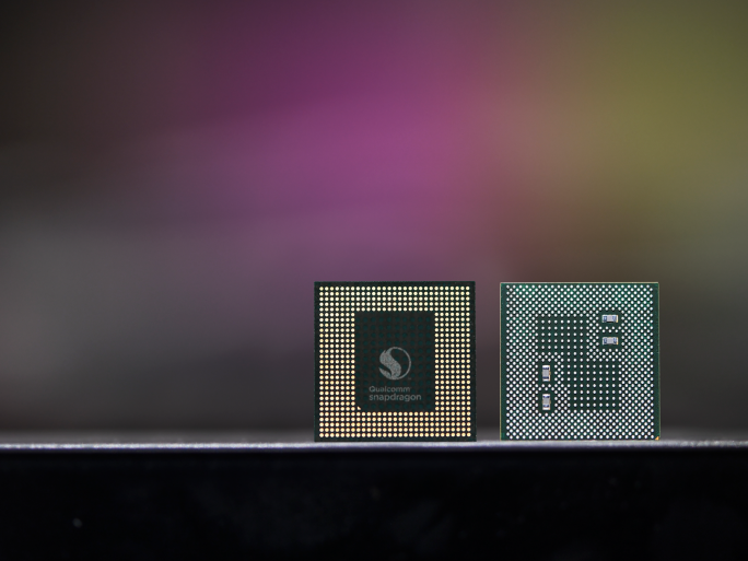 Процессор qualcomm snapdragon 845 kirin 810 и выше оперативная память 4 гб или выше планшет