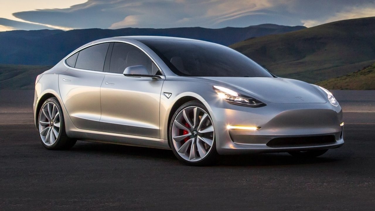 Tesla Cuts Price On Us Electric Cars Silicon Uk Tech News