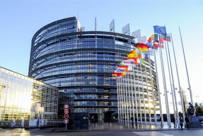 European Parliament Backs Controversial Copyright Reform | Silicon UK ...