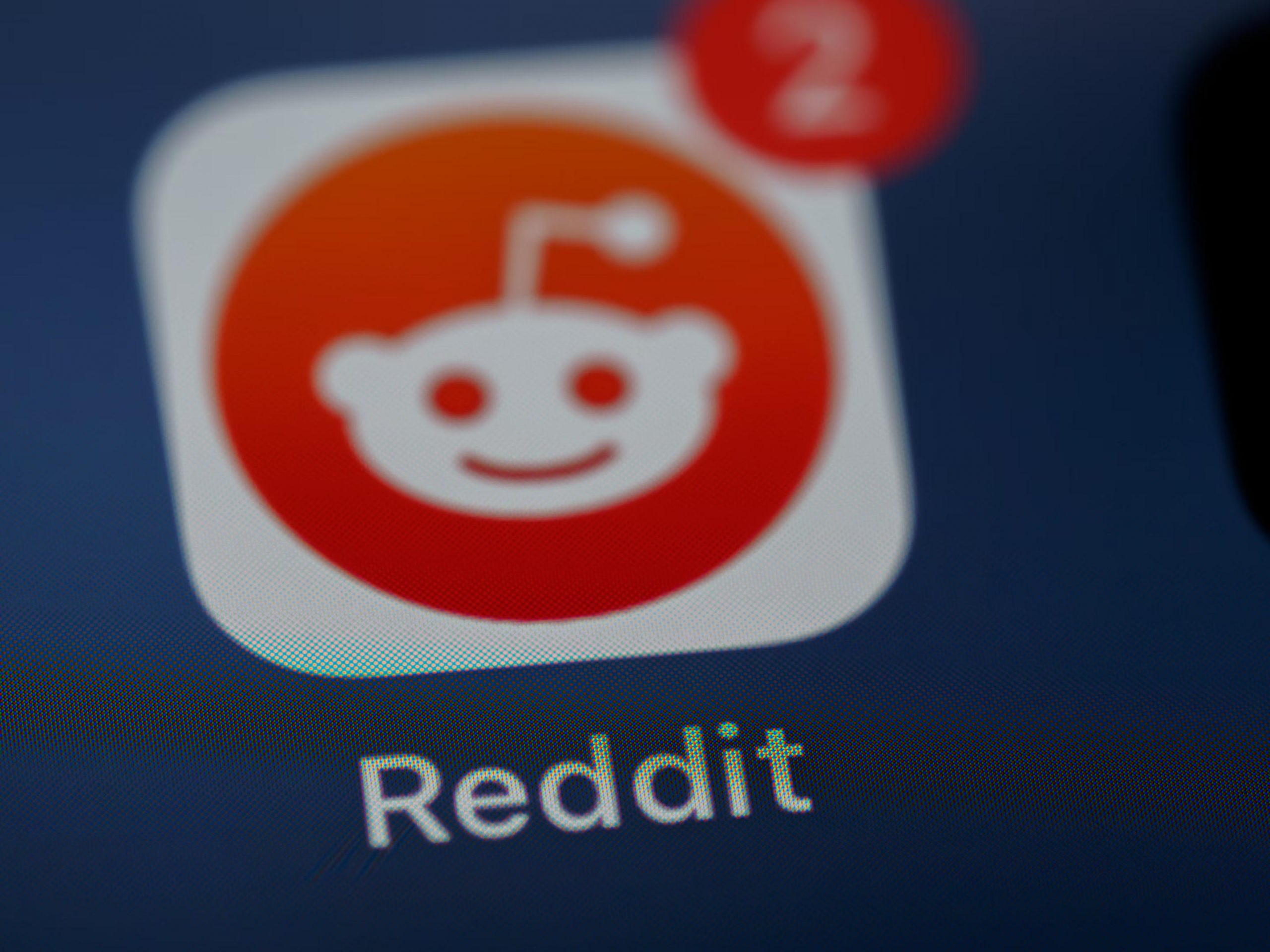 Reddit Shares Surge On First-Ever Profit | Silicon UK Tech News