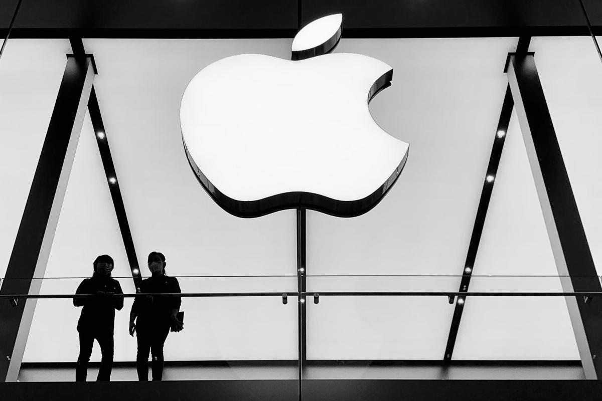 Apple Axes Jobs In Digital Services Group | Silicon UK Tech News