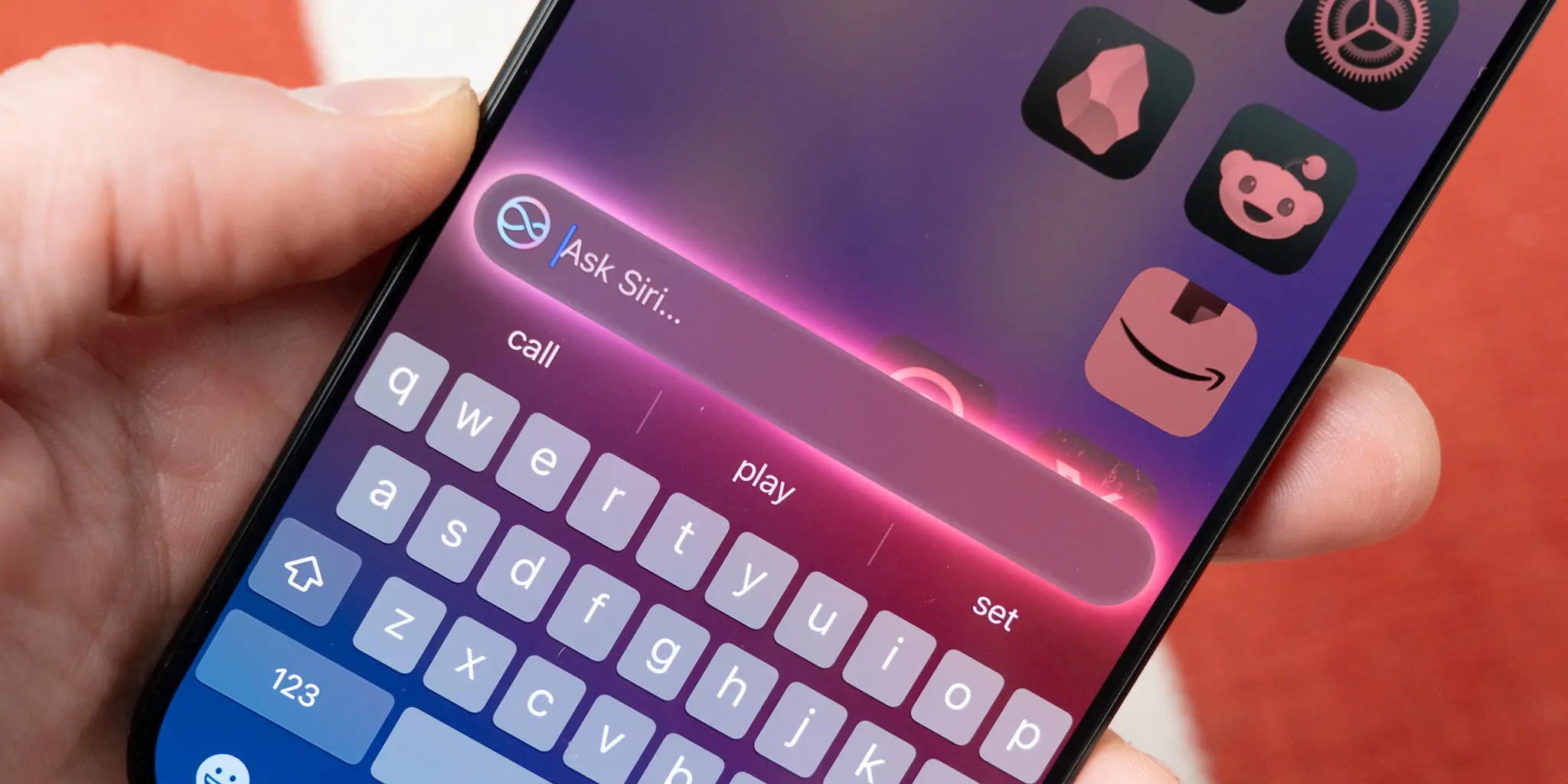 Apple Developing ‘LLM Siri’ AI For 2026 | Silicon UK Tech News